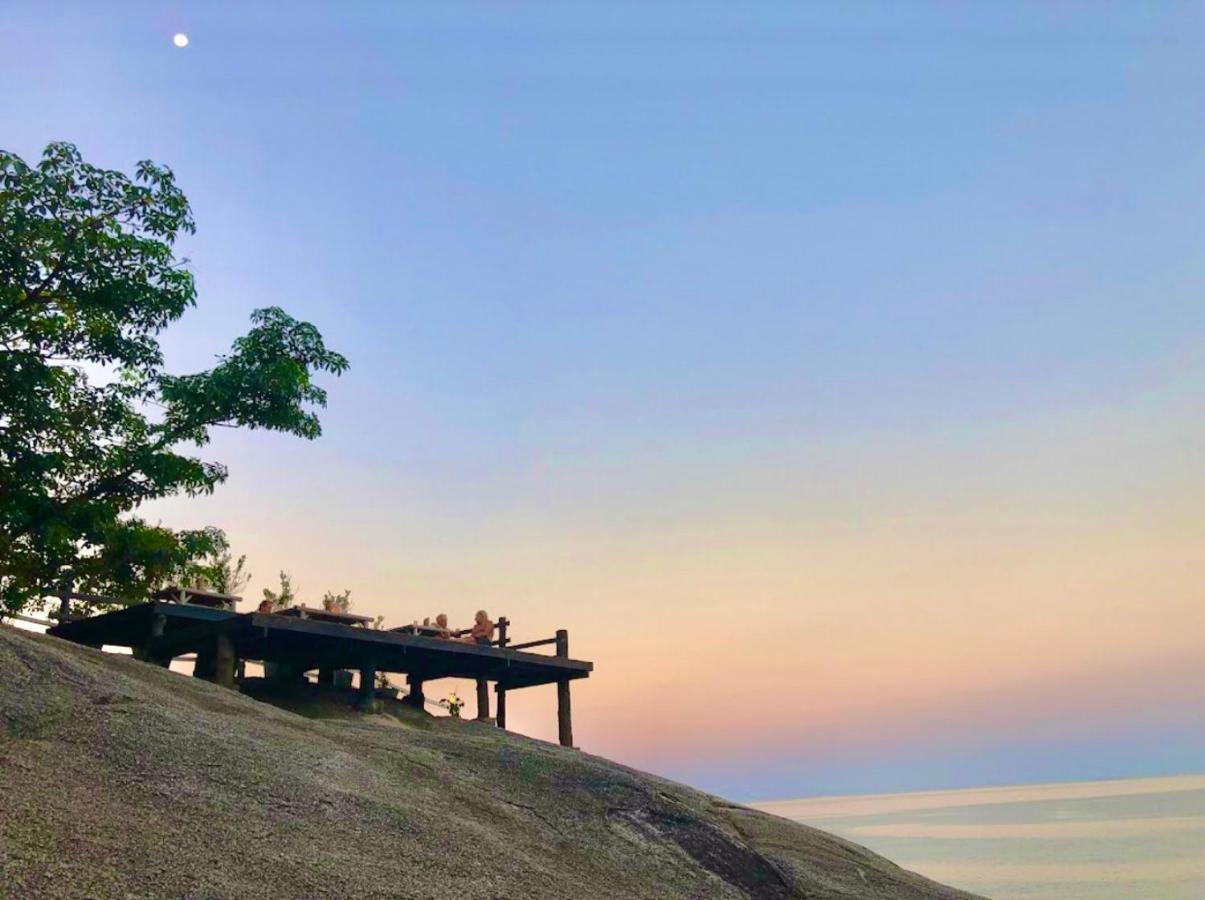 Bambu Huts Hotel Bantaj Kültér fotó