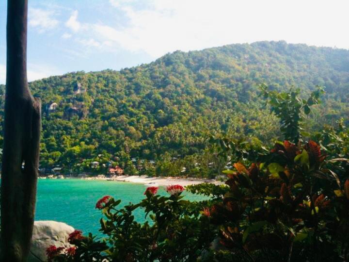 Bambu Huts Hotel Bantaj Kültér fotó