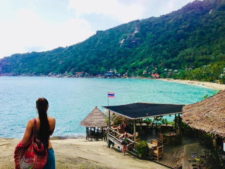 Bambu Huts Hotel Bantaj Kültér fotó