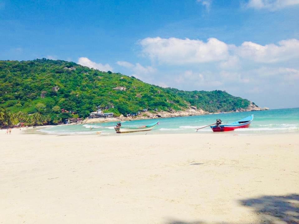 Bambu Huts Hotel Bantaj Kültér fotó