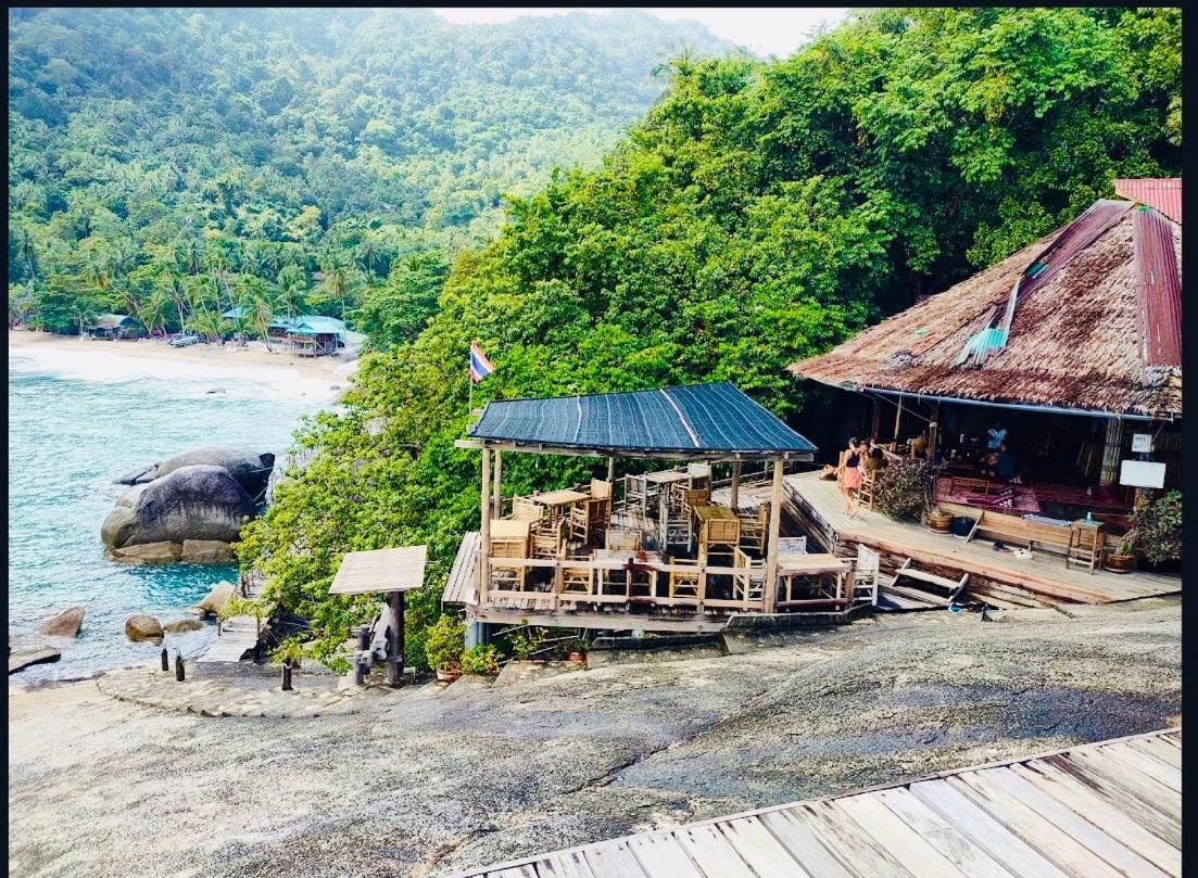 Bambu Huts Hotel Bantaj Kültér fotó